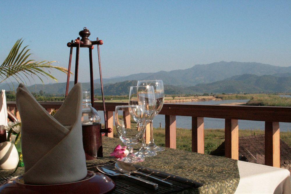 Maekok River Village Resort Mae Ai Zewnętrze zdjęcie