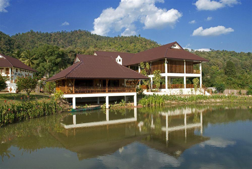 Maekok River Village Resort Mae Ai Zewnętrze zdjęcie