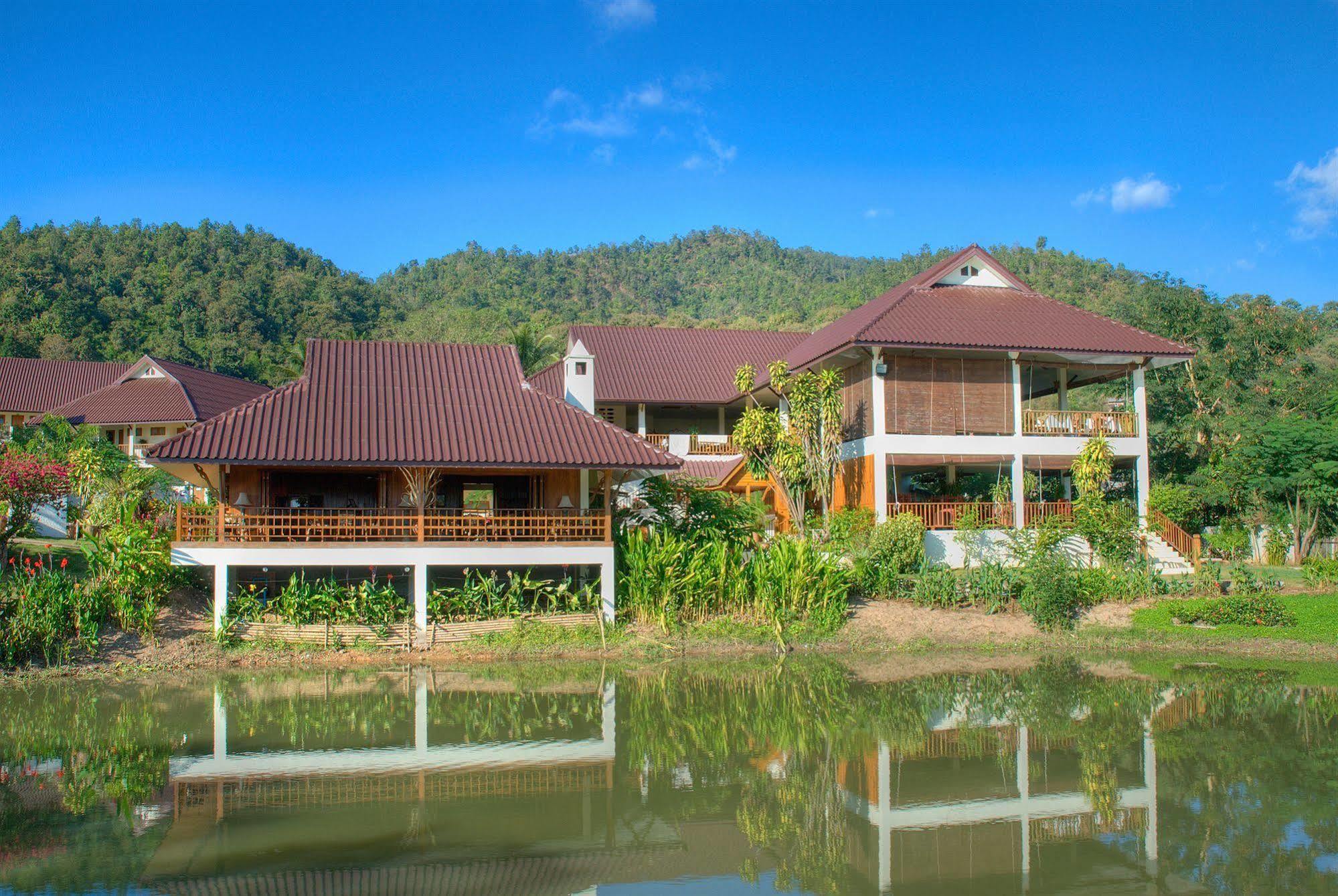 Maekok River Village Resort Mae Ai Zewnętrze zdjęcie