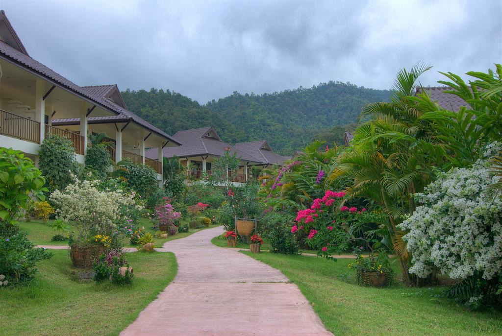 Maekok River Village Resort Mae Ai Zewnętrze zdjęcie